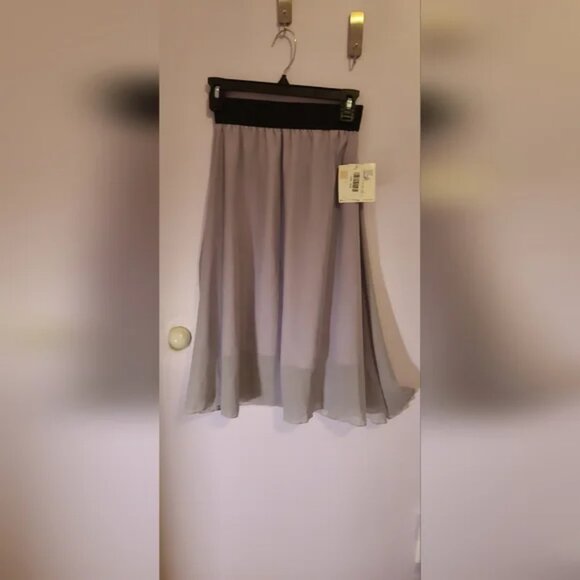 NWT Lularoe Lola Skirt XXS lavender - Picture 2 of 4